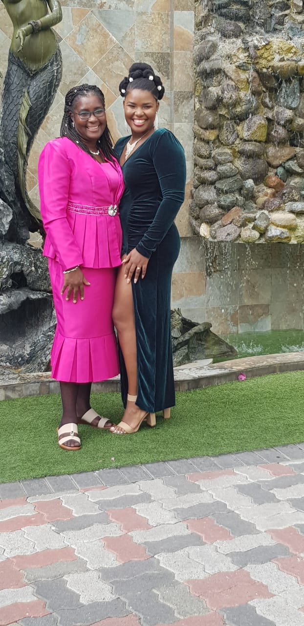 Carlene with her daughter